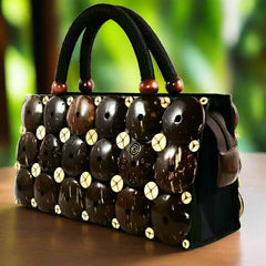 Eco-Chic Coconut Shell Handbag - 100% Handmade - Fashion Meets Sustainability
