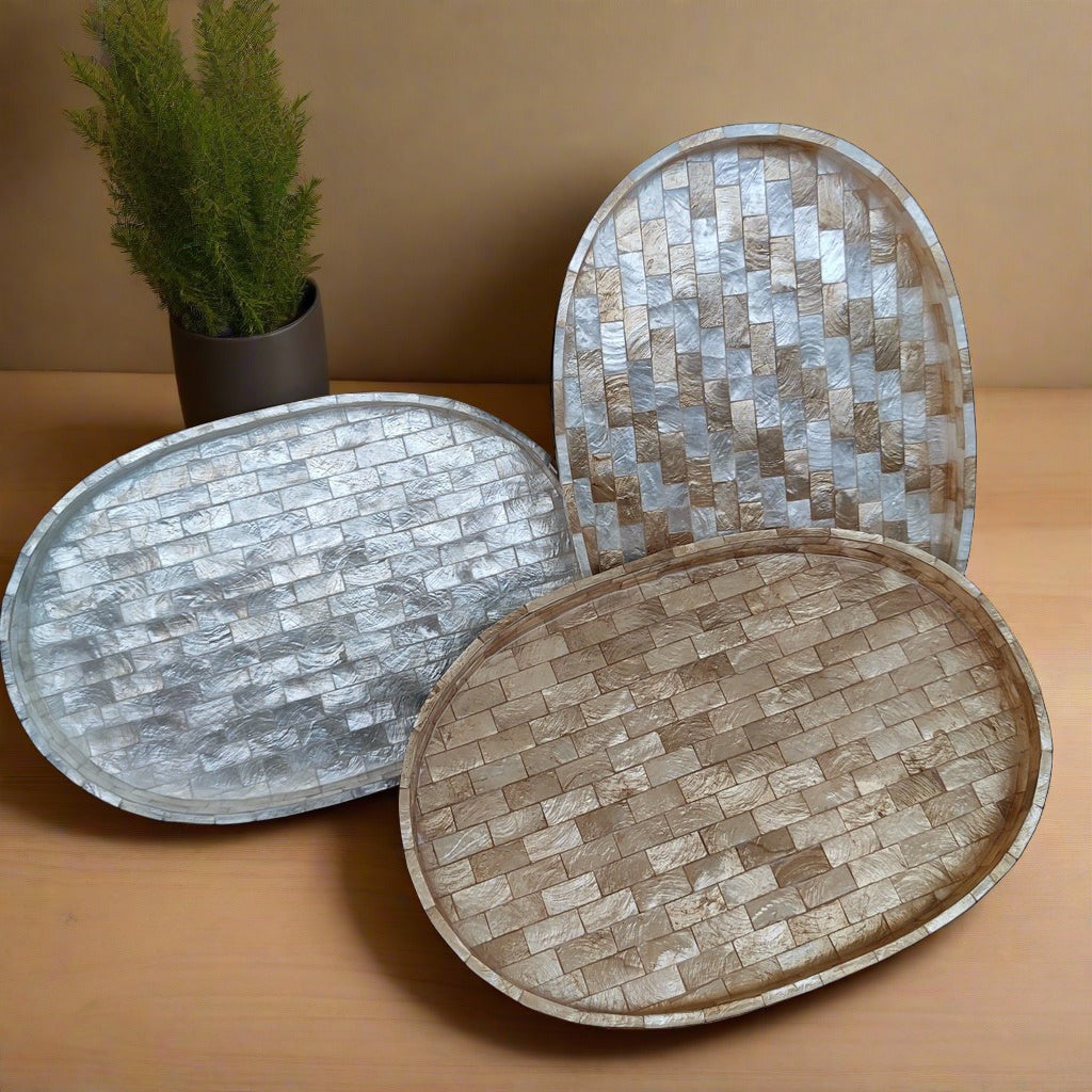 Exquisite Capiz Shell Tray in Silver or Gold - Perfect for Sophisticated Hosts